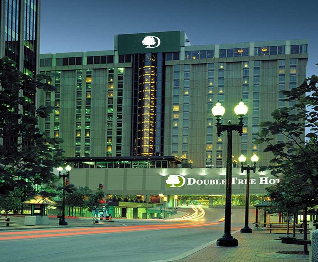 Doubletree By Hilton Hotel & Executive Meeting Center Omaha-Downtown Ngoại thất bức ảnh